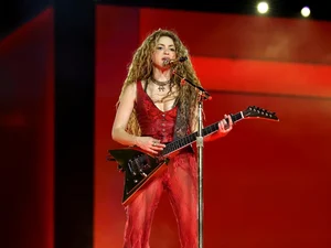 Shakira vira ré no Brasil por plágio em música premiada com o Grammy Latino
