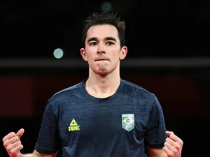 Tênis de mesa: Hugo Calderano faz história e está nas quartas de final