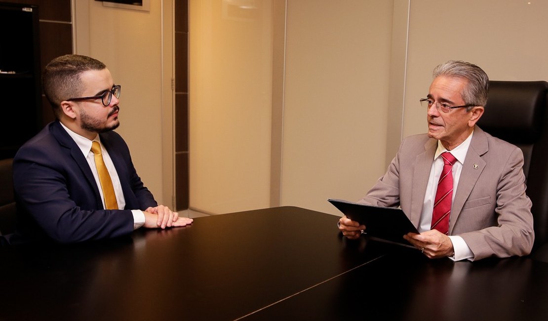 Felipe Pacheco é empossado novo juiz da Comarca de Maragogi