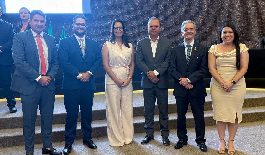 Vice-prefeito de Igaci, Josenildo França, participa de solenidade do Programa Moradia Legal