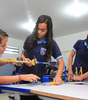 Renan Filho inaugura reforma da Escola Princesa Isabel nesta segunda (09)