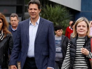 Haddad se reúne com Lula; anúncio da troca está previsto para 14h30