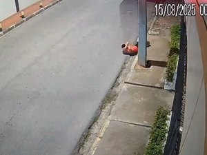 Jovem fica ferido ao praticar 'morcegamento' em ônibus na Região Metropolitana do Recife