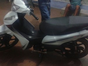 Rastreamento de moto roubada ajuda a polícia a prender criminosos