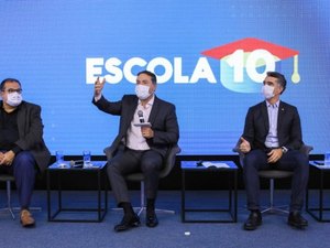 Renan Filho anuncia retirada de desconto de 14% de aposentados da Educação