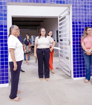 Prefeita Tia Júlia realiza visita técnica à reforma de ampliação da Escola Deputado José Sampaio