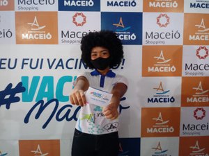 Governo inicia vacinação para alunos da rede estadual de ensino