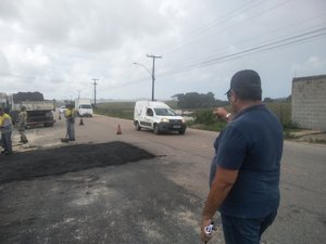 DER/AL faz manutenção nas rodovias da Região Norte