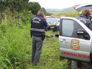 Corpo é encontrado as margens da BR 101, em Flexeiras