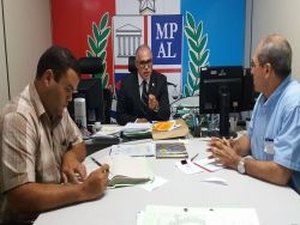 Promotoria do Meio Ambiente requisita novas fiscalizações em avícolas de Maceió