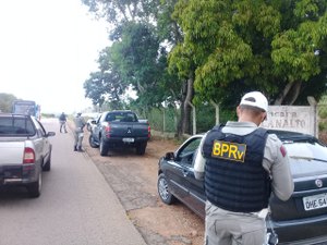BPRv faz operação na AL-110 em Arapiraca e autua 102 condutores por irregularidades