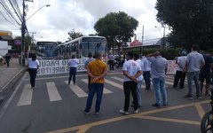 Protesto na Avenida Fernandes Lima