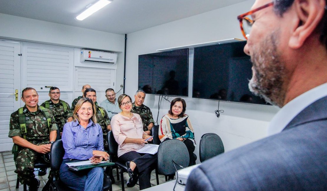 CPRM apresenta estudo sobre a região do Pinheiro ao Exército
