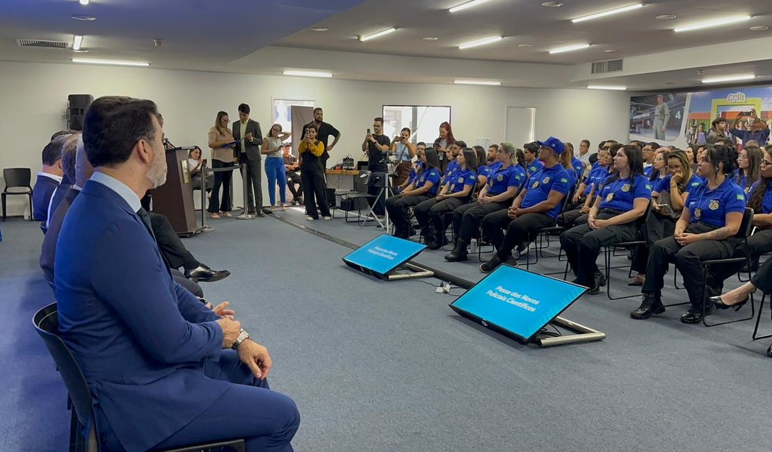 Governo empossa 41 novos integrantes da Polícia Científica de Alagoas