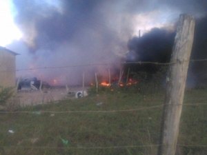 Depósito de material reciclável pega fogo em Girau do Ponciano