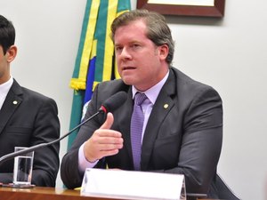 Marx Beltrão garante recursos para reforma de unidade de saúde na Vila Cangandu em Arapiraca
