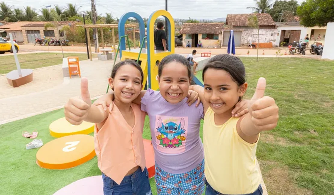 Prefeitura entrega ginásio e centro de convívio social na zona rural de Arapiraca