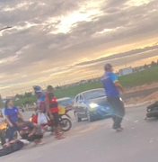 Motociclista fica ferido após colisão com ônibus escolar na AL-220, em Arapiraca