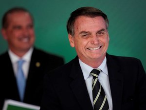 Bolsonaro manda recado para ator americano: ‘Tenho mais o que fazer’