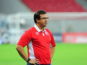 Dado Cavalcanti é confirmado como técnico do CRB