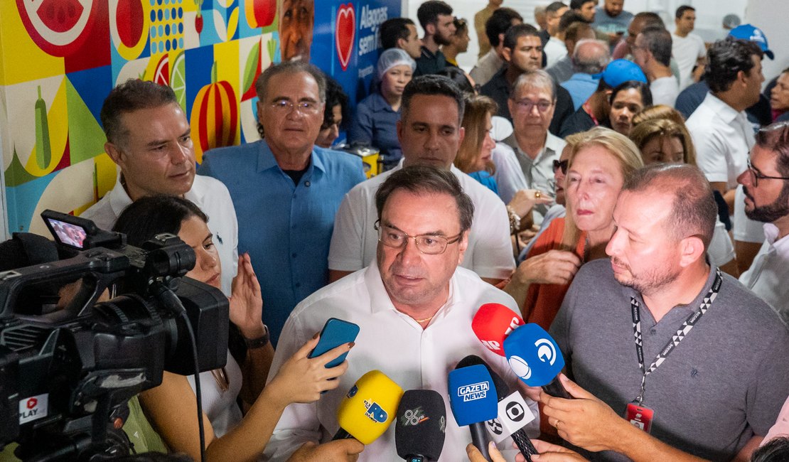 Cercado de expectativa, Luciano Barbosa segue pressionado por voto ao governo de Alagoas
