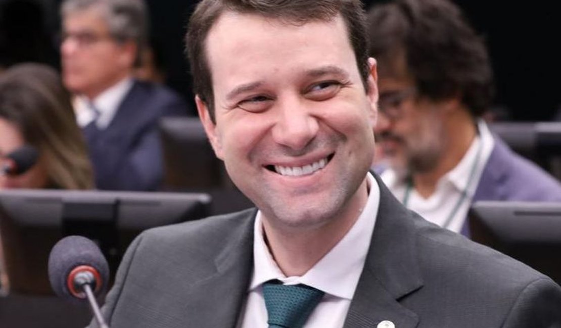 Minitratores adquiridos com recursos de Daniel Barbosa já beneficiam centenas de agricultores