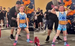 Aos 9 anos, garota surpreende ao pegar 81 kg no levantamento terra