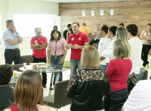 Renan Filho se reúne com prefeito de Delmiro Gouveia