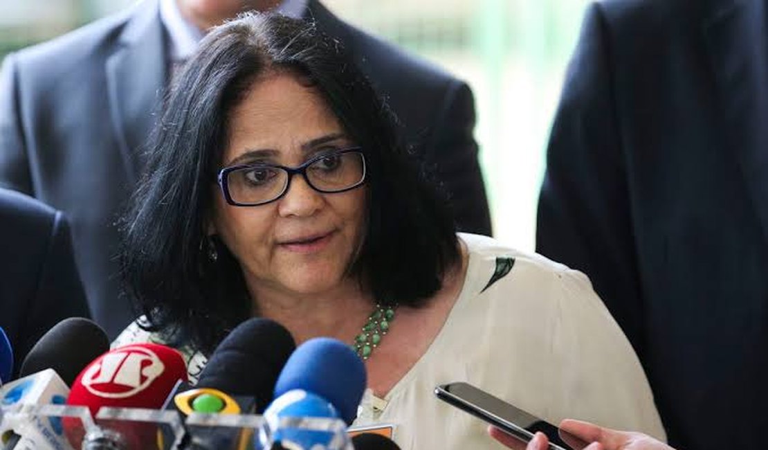 Mais uma: Damares Alves será agraciada com título de cidadã alagoana pela ALE
