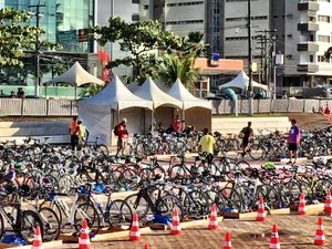 Com alagoana no topo do pódio, Challenge Maceió tem início na praia de pajuçara