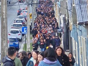 Terremoto de magnitude 7,4 atinge sul do Chile e Argentina e gera alerta de tsunami