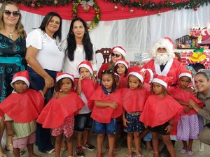 [Vídeo] Militares do 3º BPM realizam sonho de Natal para crianças carentes de Arapiraca