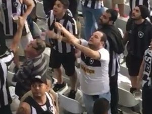 Injúria racial: Torcedor do Botafogo ofende familiares de Vinicius Júnior do Flamengo 