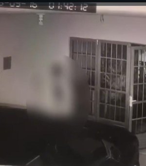 [Vídeo] Preso suspeito de arrombar e furtar residência no bairro da Pajuçara