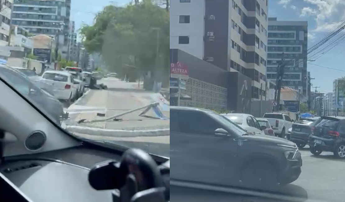Colisão entre carros deixa um ferido nas proximidades da Praça do Skate