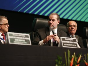 Dias Toffoli destaca avanços e desafios do Judiciário durante evento em Maceió