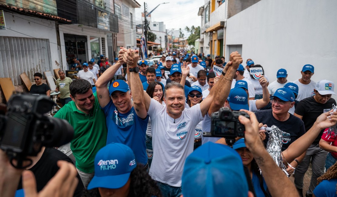 Em Maragogi, Renan Filho anuncia nova rodovia, estrada rural e mercado público