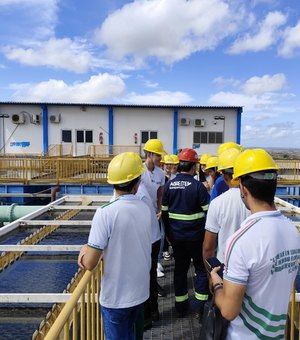 Projeto leva conhecimento sobre tratamento da água a estudantes do Agreste