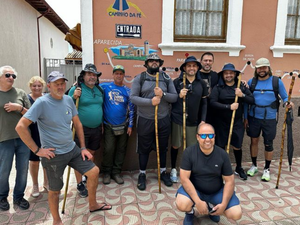 Mano Walter percorre 132km rumo ao Santuário de Aparecida