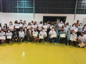 Alunos de Arapiraca encerram ciclos de capacitação de projetos do MP e recebem certificados