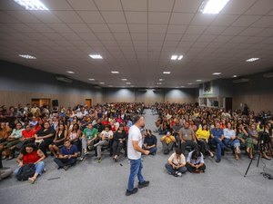 Renan Filho defende ampla frente política para as eleições de 2026