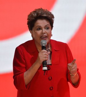 Dilma pode receber quase R$ 300 mil na presidência do Banco do Brics