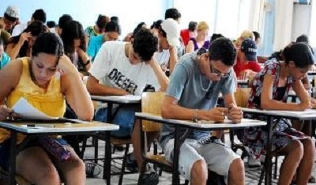 Prefeitura de cidade alagoana informa realização de concurso com mais de 200 vagas