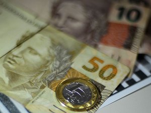 Caixa começa a pagar Auxílio Brasil com valor mínimo de R$ 400