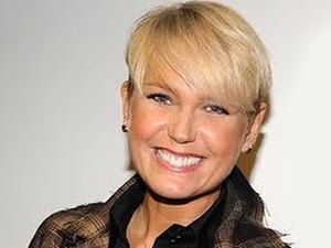 Record negocia com Xuxa programa vespertino para mulheres