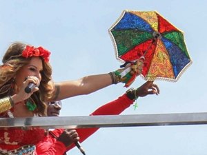 Estilista alagoano consegue vestir Elba Ramalho e Mari Antunes no carnaval