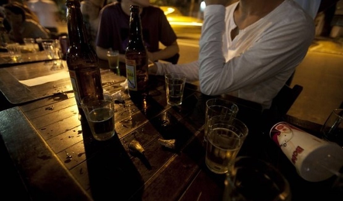 Bares e restaurantes estão proibidos de vender bebida alcoólica durante as eleições
