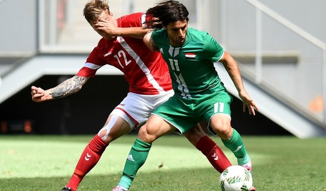 Dinamarca parou no ousado Iraque, e grupo do Brasil começa com empate sem gols