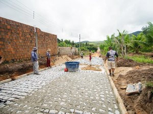 Mutirão recebe novas obras de pavimentação e ligação com a BR-104 em União dos Palmares