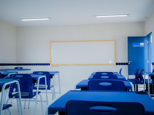 Governo entrega nova sede de escola que atende mais de 1.200 estudantes em Limoeiro de Anadia nesta quarta